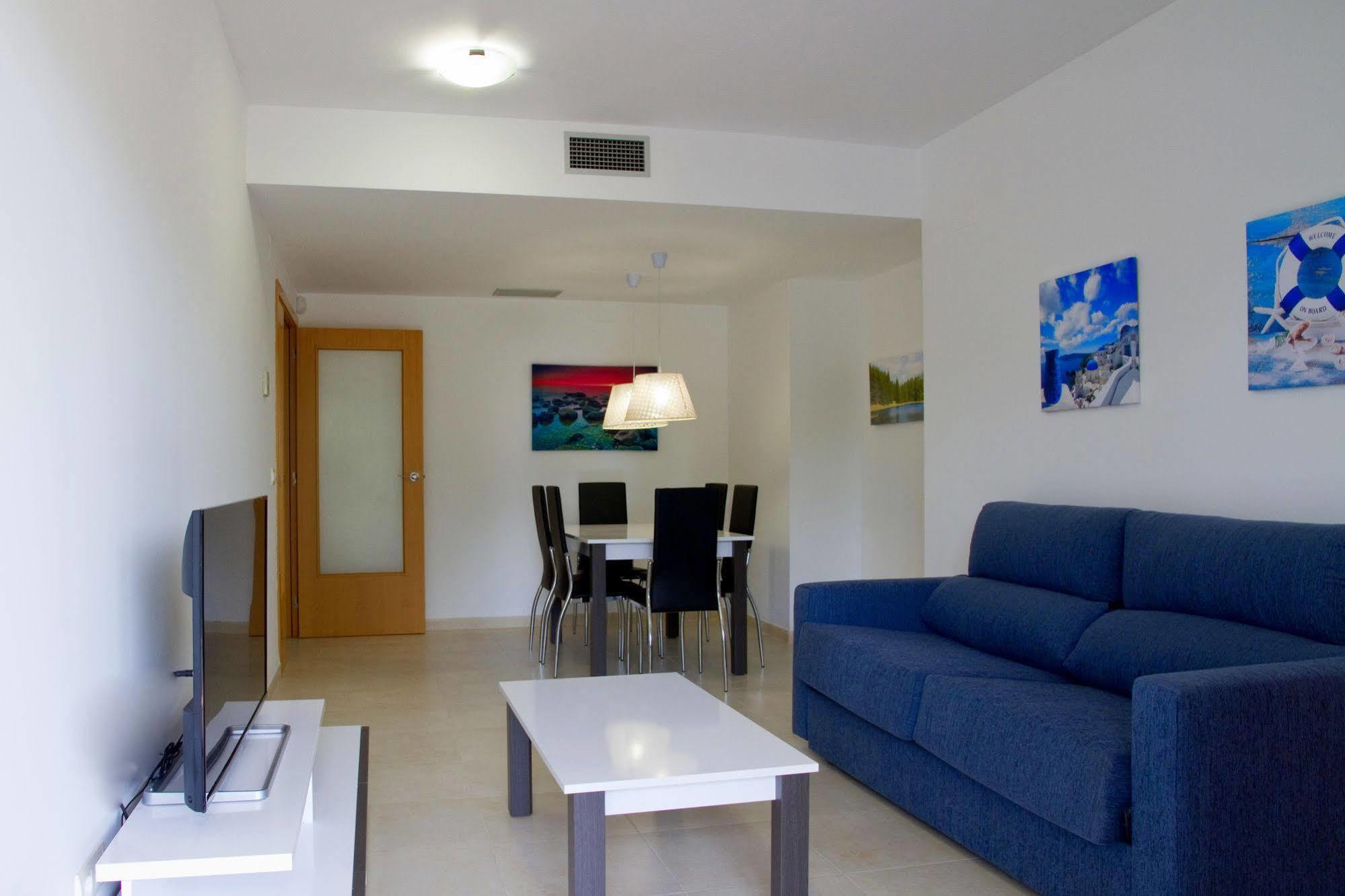 Paradise Village Litoral Costa Dorada 萨洛 外观 照片