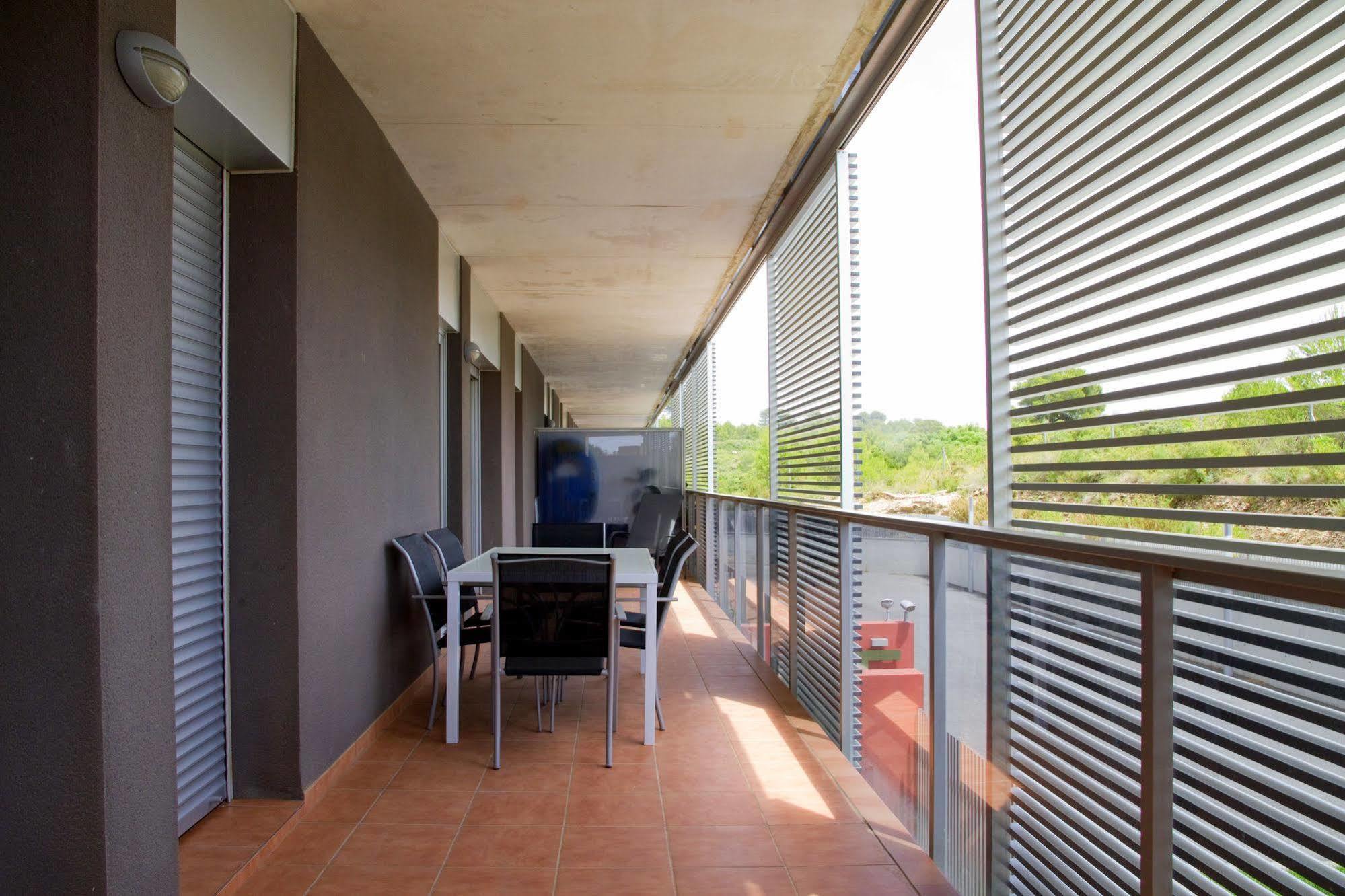 Paradise Village Litoral Costa Dorada 萨洛 外观 照片