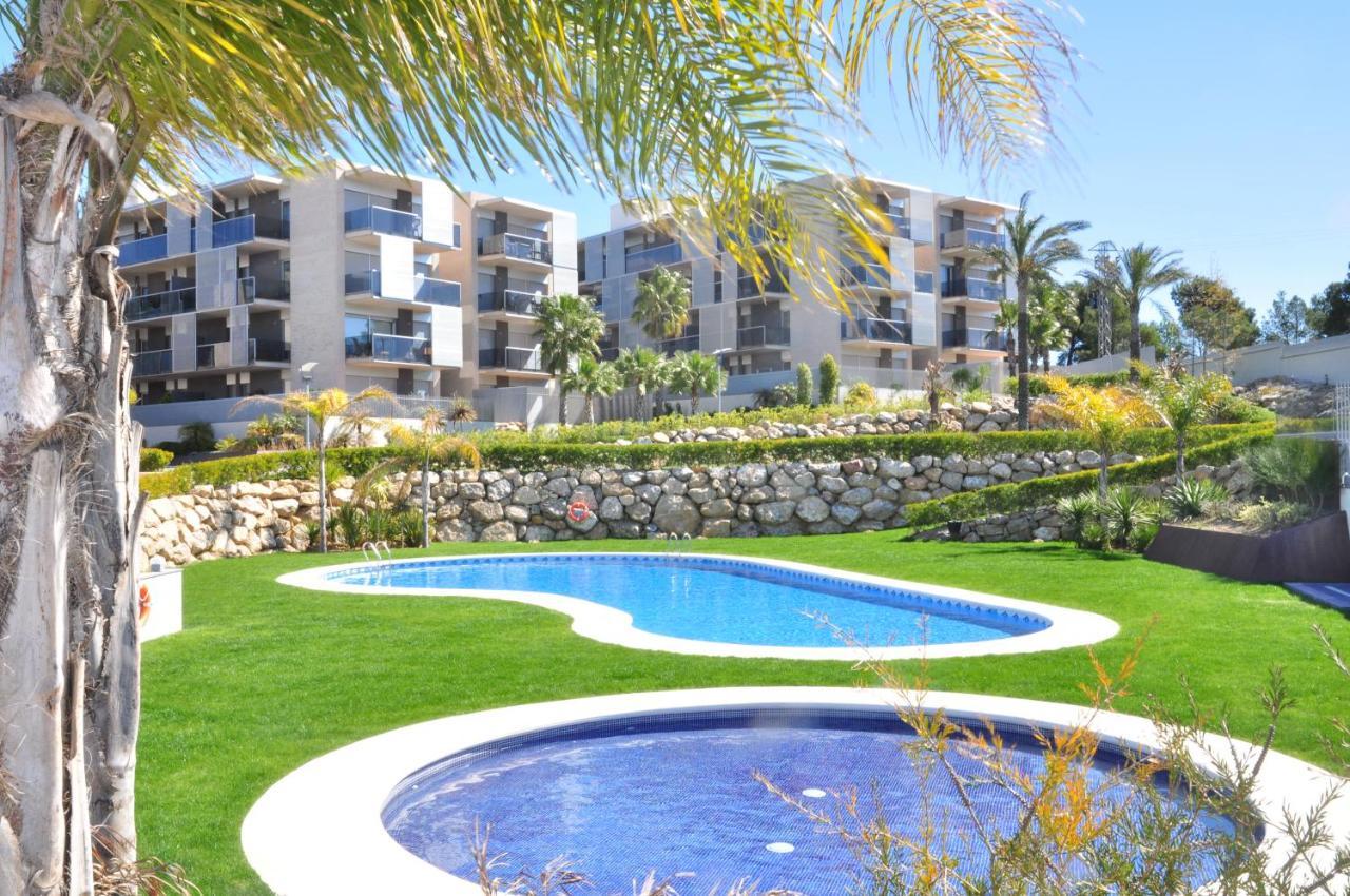 Paradise Village Litoral Costa Dorada 萨洛 外观 照片